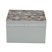 Caja de la joyería de la cáscara de agua dulce blanca